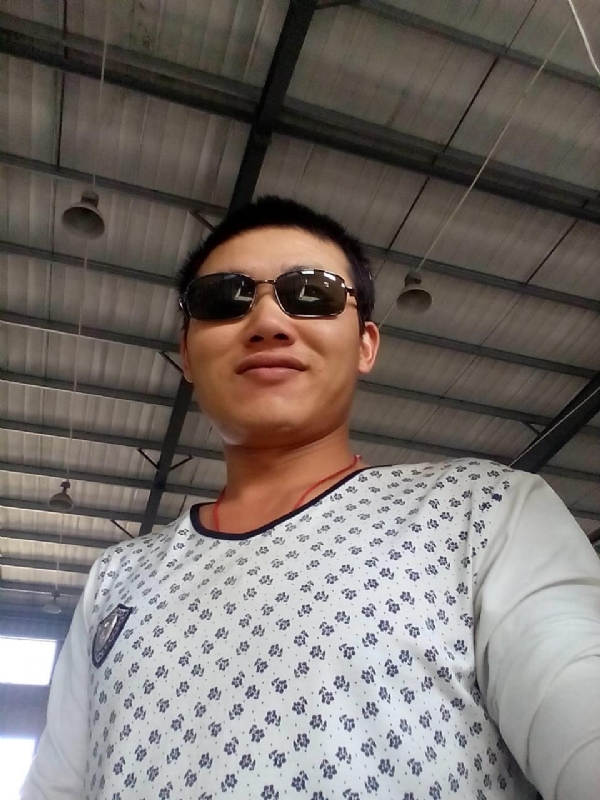 爱拼才会赢的第一张照片--光泽相亲网