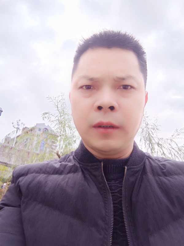 随缘的第一张照片--光泽相亲网