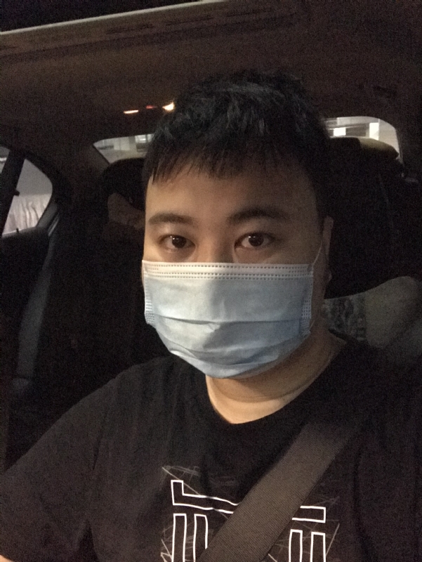 Roman的第一张照片--光泽相亲网