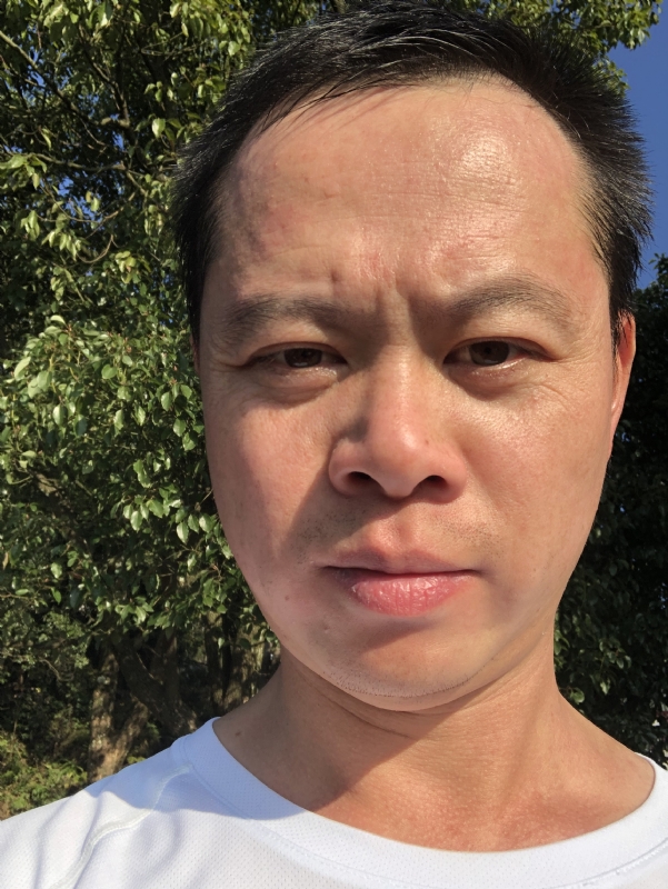 猩猩巨呃的第四张照片--光泽相亲网