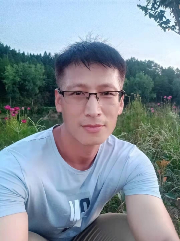 零零柒的第一张照片--光泽相亲网