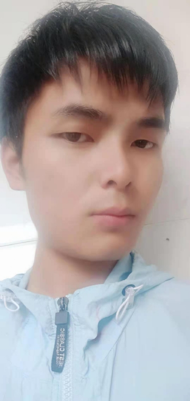 安静的男生的第一张照片--光泽相亲网
