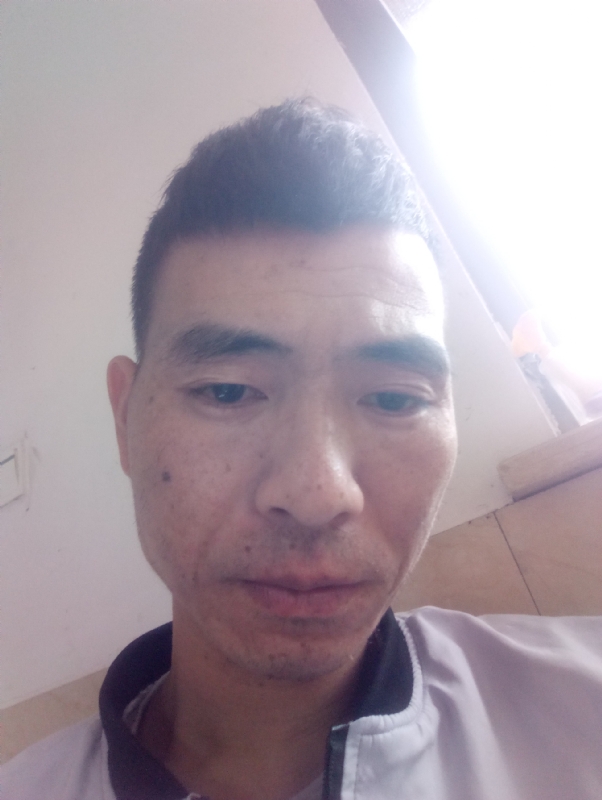 想你的夜的第一张照片--光泽相亲网