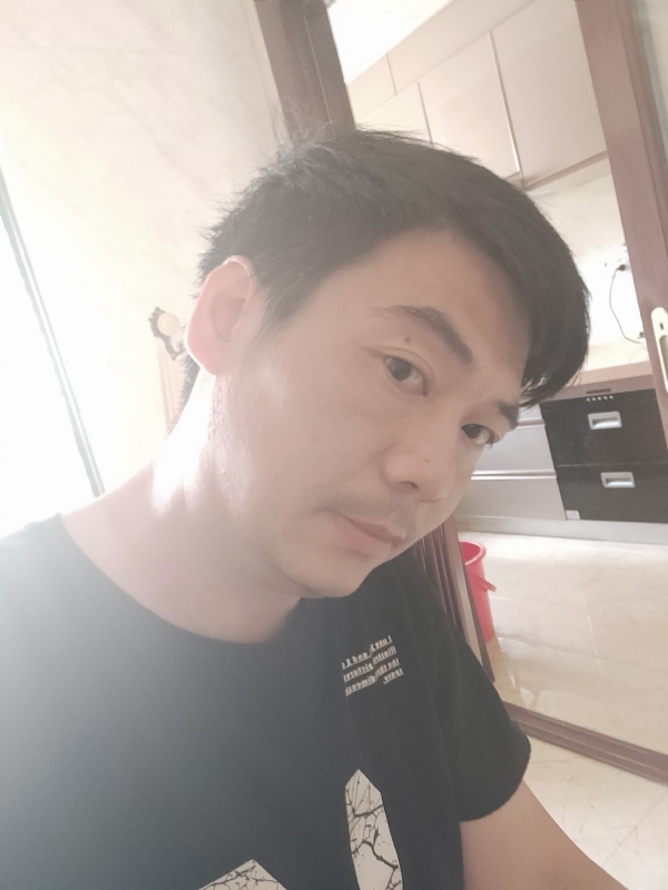 漫步的第一张照片--光泽相亲网