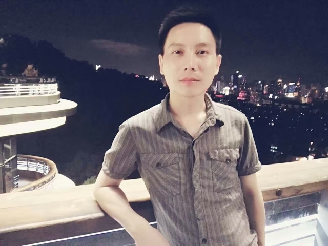 幕秋的第一张照片--光泽相亲网