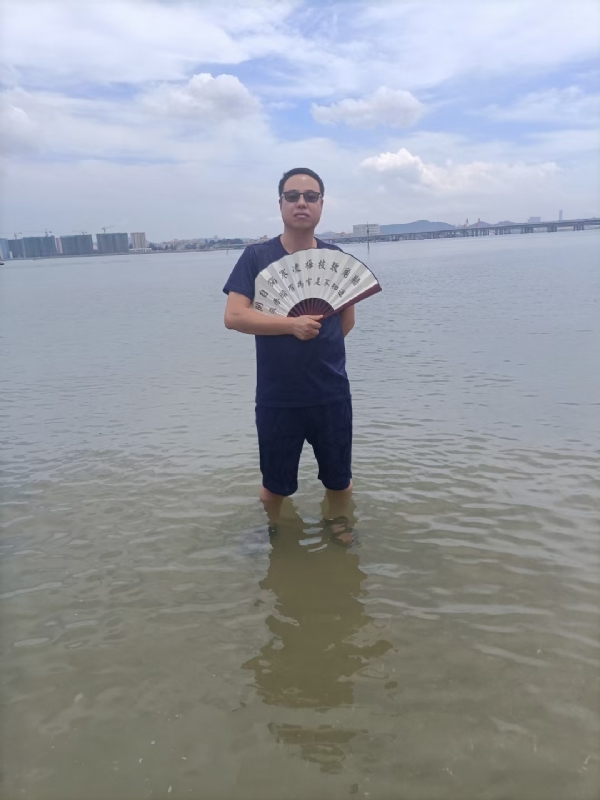 浪迹天涯的第一张照片--光泽相亲网