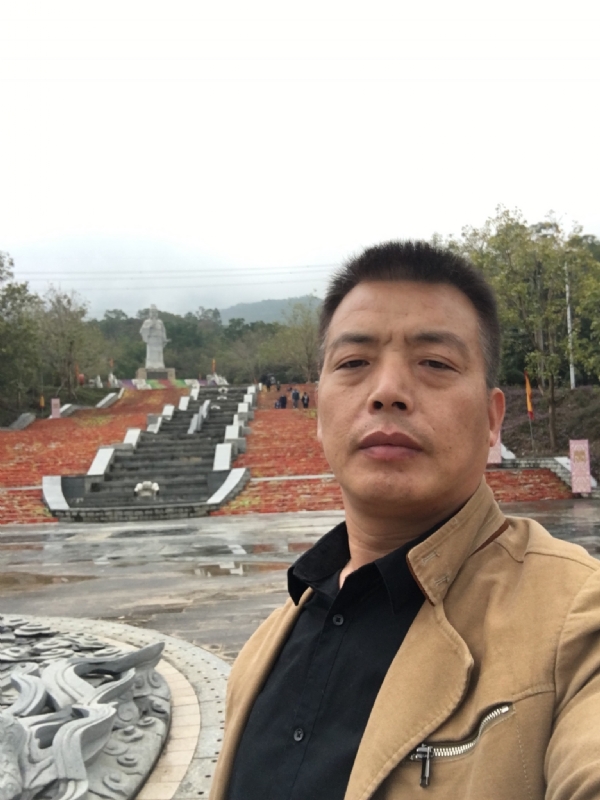 开心的松鼠的第二张照片--光泽相亲网