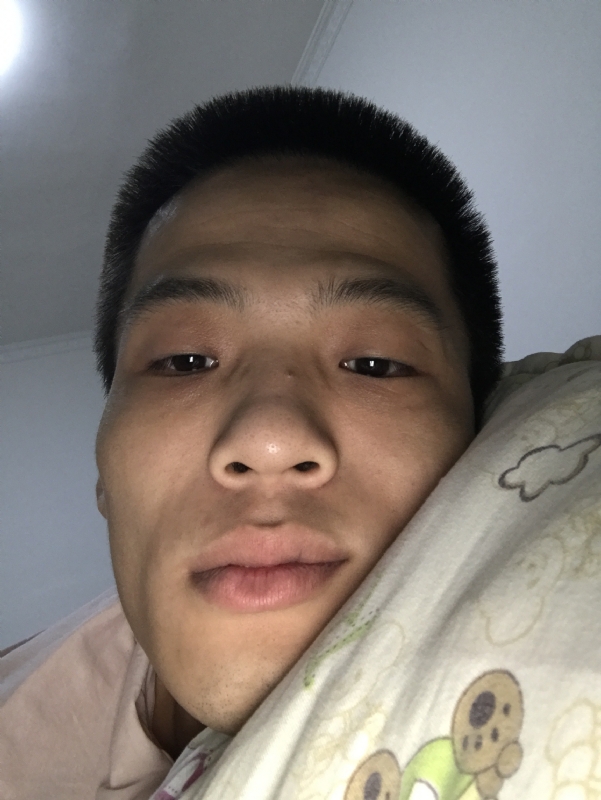 直男的第一张照片--光泽相亲网