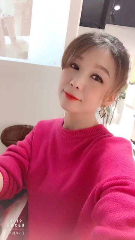 刺猬的优雅的第一张照片--光泽相亲网