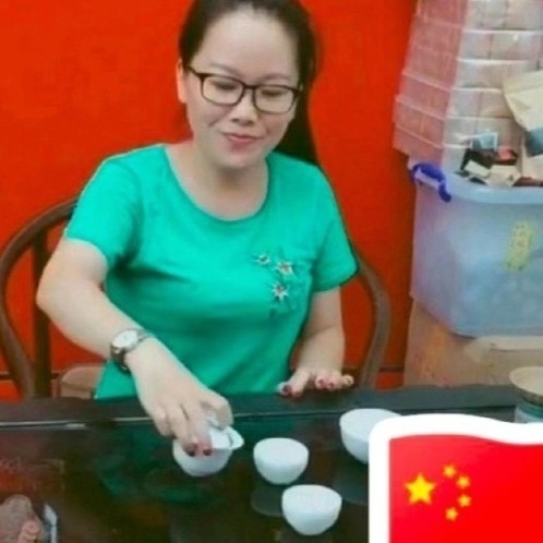 妖娆的第一张照片--光泽相亲网