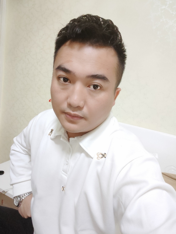 哈哈先生的第三张照片--光泽相亲网