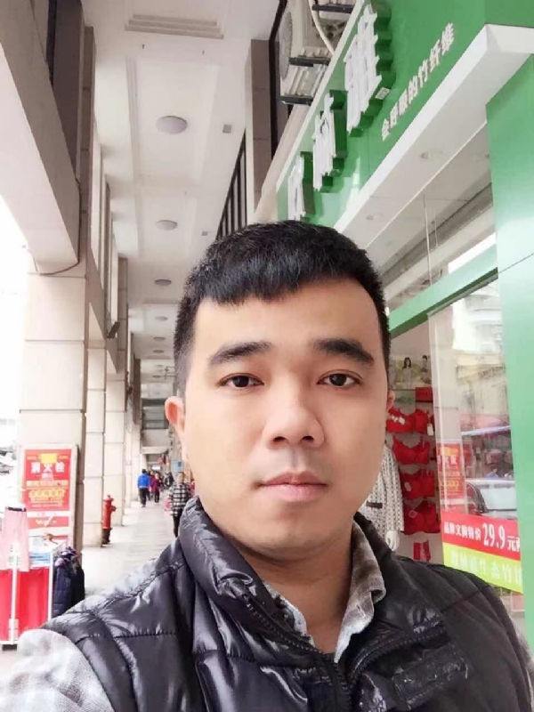 小小怪兽的第一张照片--光泽相亲网