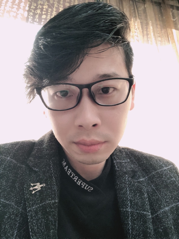 在等一个人的第一张照片--光泽相亲网