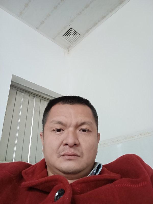 兰成龙的第一张照片--光泽相亲网