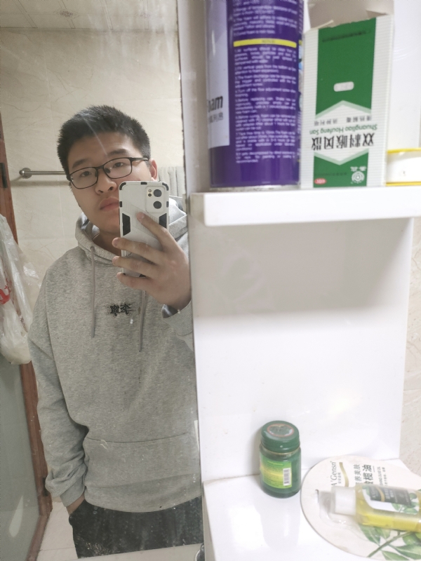 乌鸦坐飞机的第一张照片--光泽相亲网