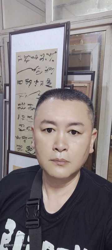永恒的瞬间的第一张照片--光泽相亲网