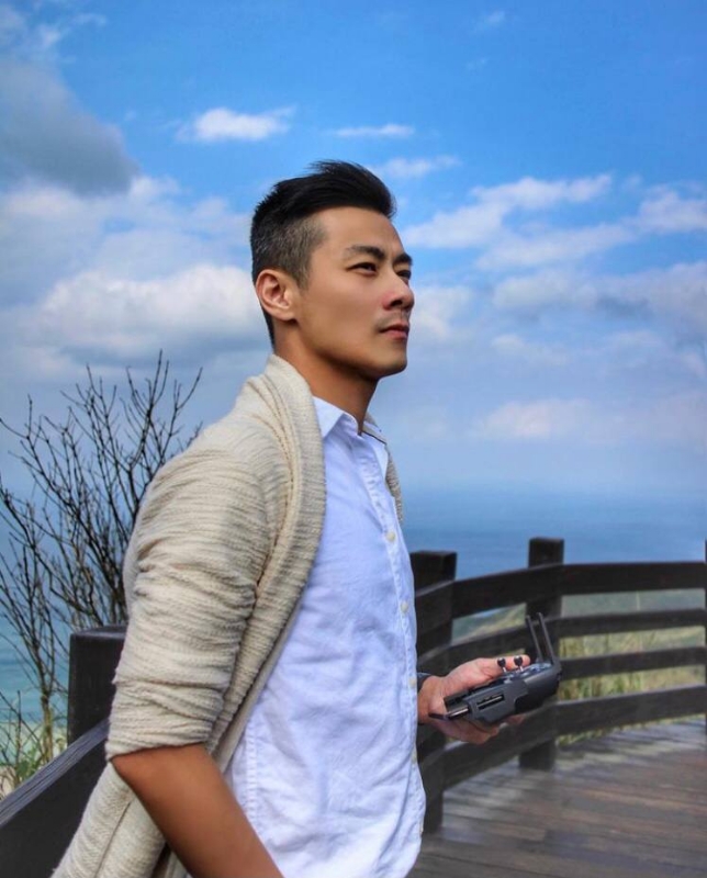 蓝天的第一张照片--光泽相亲网